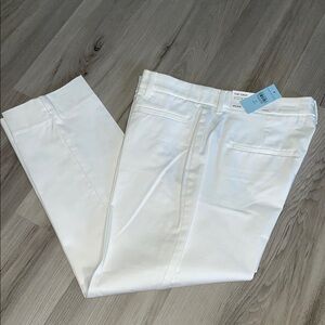 Ann Taylor White Cropped Ankle Pants